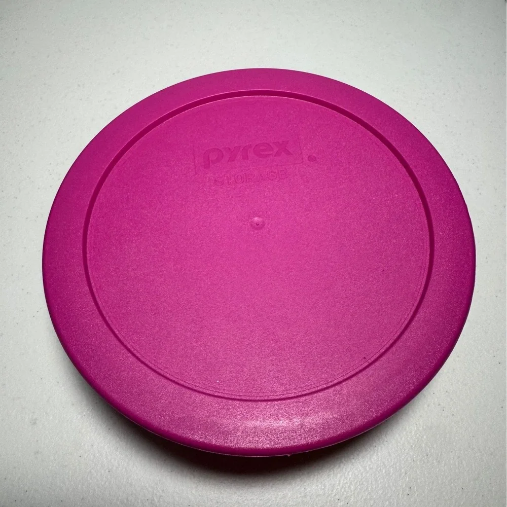 Pyrex Star Wars Yoda Glass Food Storage Container 4 Cup Round Pink Lid NEW